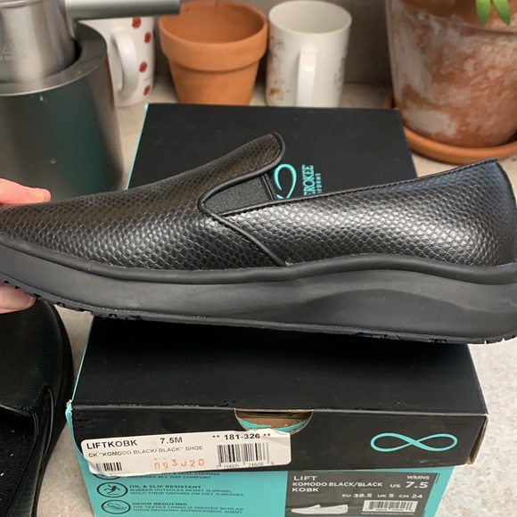 Infinity by Cherokee - Picture 9 of 9